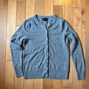 Quince 100% Mongolian Cashmere Cardigan Sweater Gray Women’s M Soft Luxury